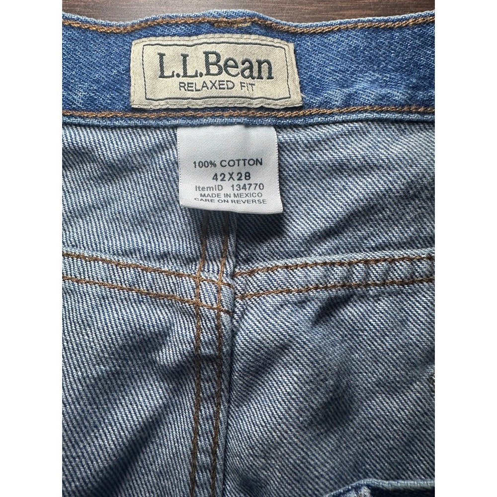 LL Bean Mens Relaxed Fit Jeans Blue Denim 42x28 Straight Leg Casual Jeans - Picture 9 of 12